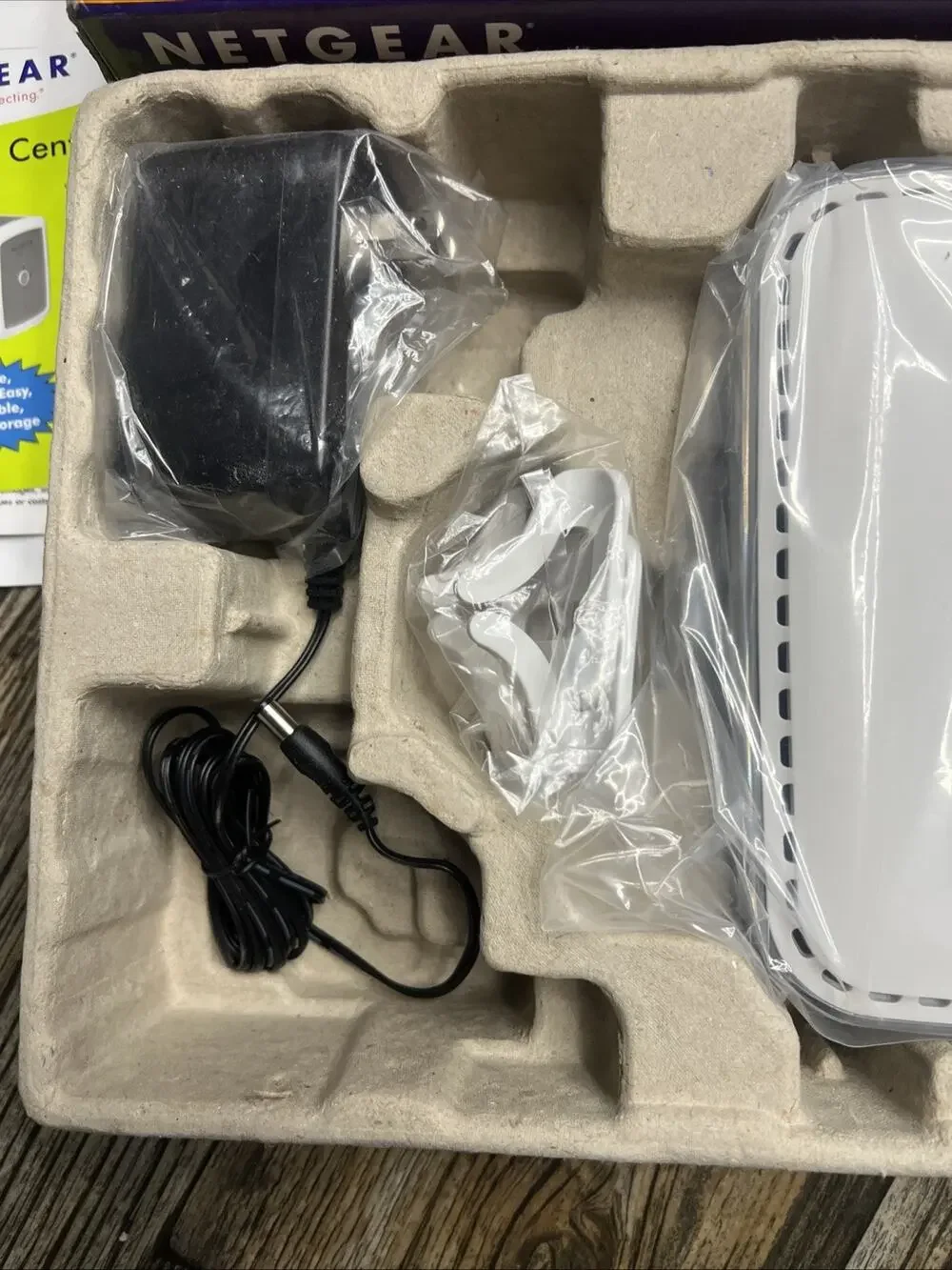 NETGEAR WGR614NA 54 Mbps Wireless G Router 4-Port 10/100 Sealed NIB - Picture 1 of 6